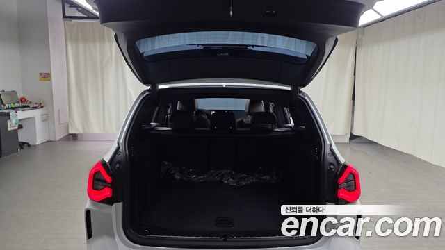 BMW iX3 2023 — photo 26