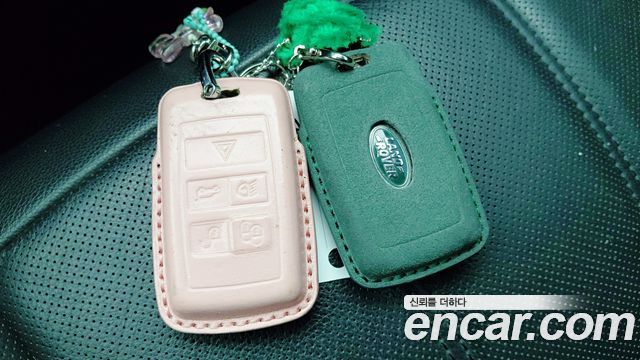 Land Rover Range Rover Evoque 2021 — photo 13
