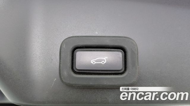 Land Rover Range Rover Evoque 2021 — photo 16
