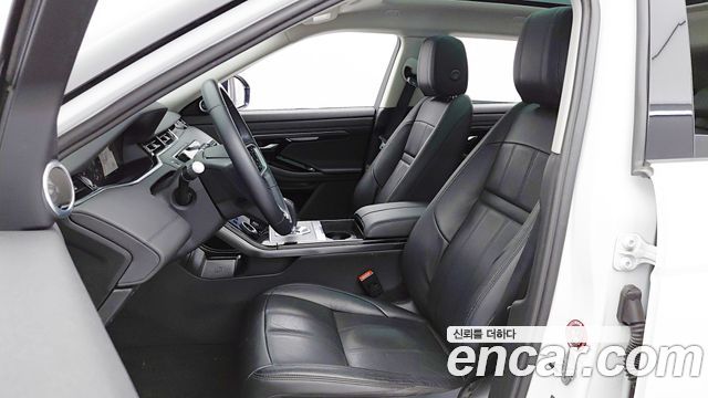 Land Rover Range Rover Evoque 2021 — photo 17