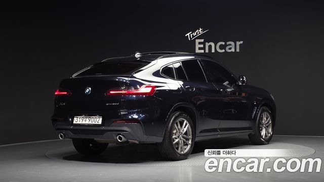 BMW X4 2021 — photo 2