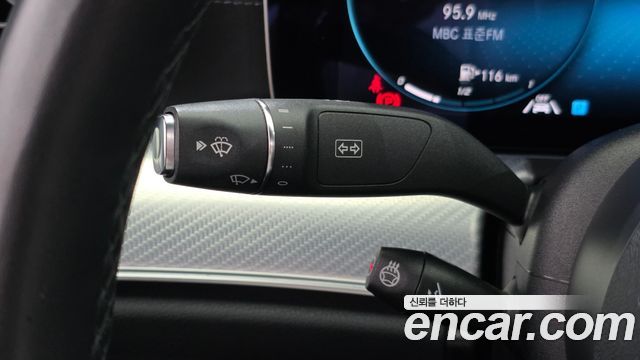 Mercedes-Benz E-Class 2021 — photo 16