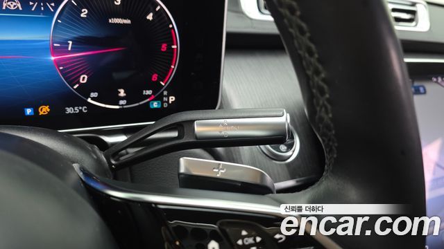 Mercedes-Benz S-Class 2021 — photo 12
