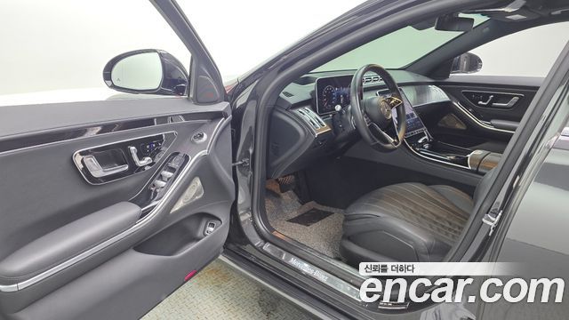Mercedes-Benz S-Class 2021 — photo 13