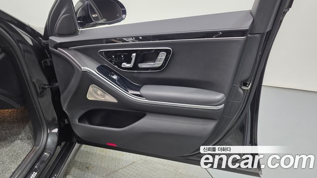 Mercedes-Benz S-Class 2021 — photo 14