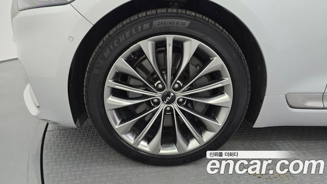 Kia K9 2022 — photo 5