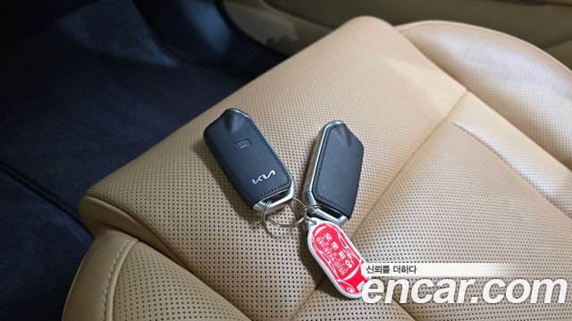 Kia K9 2022 — photo 21