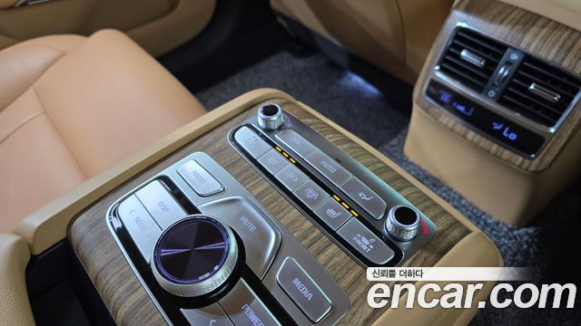 Kia K9 2022 — photo 33