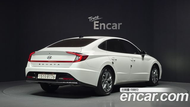 Hyundai Sonata 2022 — photo 2