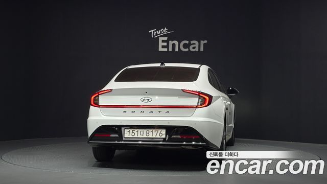 Hyundai Sonata 2022 — photo 4