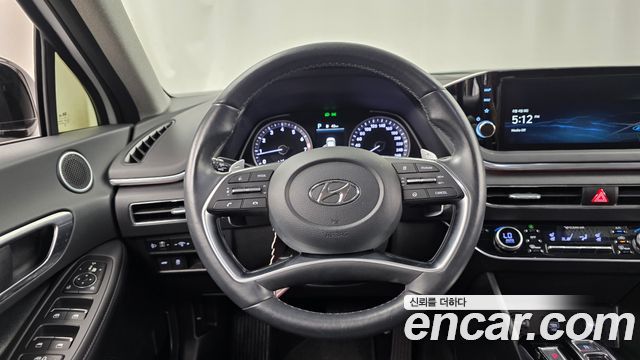 Hyundai Sonata 2022 — photo 13