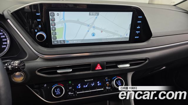 Hyundai Sonata 2022 — photo 14