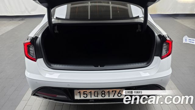 Hyundai Sonata 2022 — photo 20