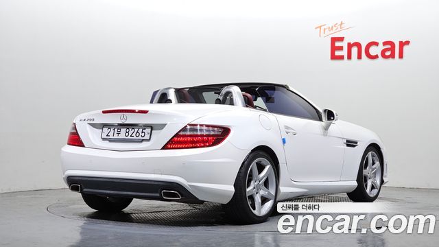 Mercedes-Benz SLK-Class 2016 — photo 2