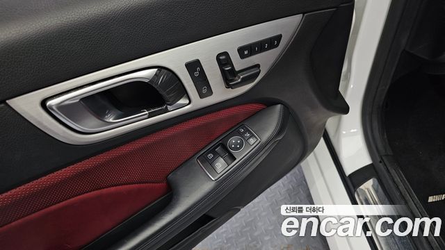 Mercedes-Benz SLK-Class 2016 — photo 12