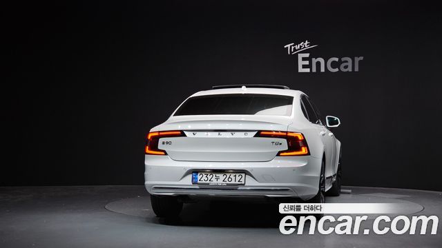 Volvo S90 2025 — photo 4