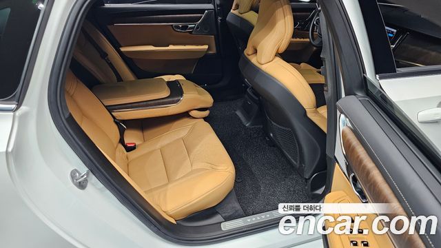 Volvo S90 2025 — photo 17