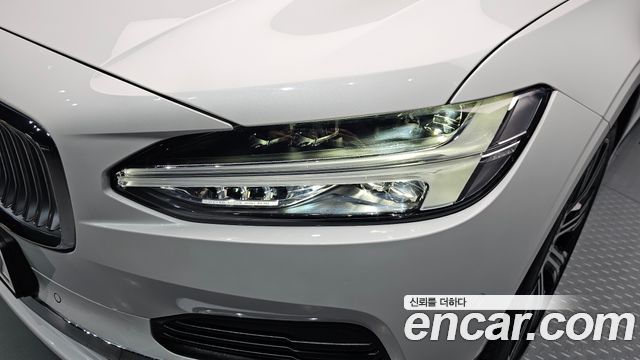 Volvo S90 2025 — photo 8