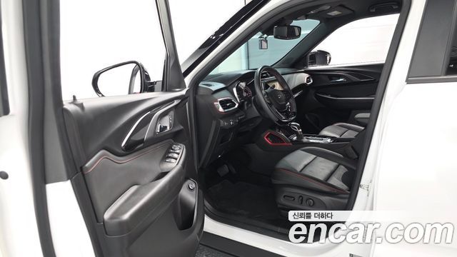 Chevrolet Korea Trailblazer 2021 — photo 13