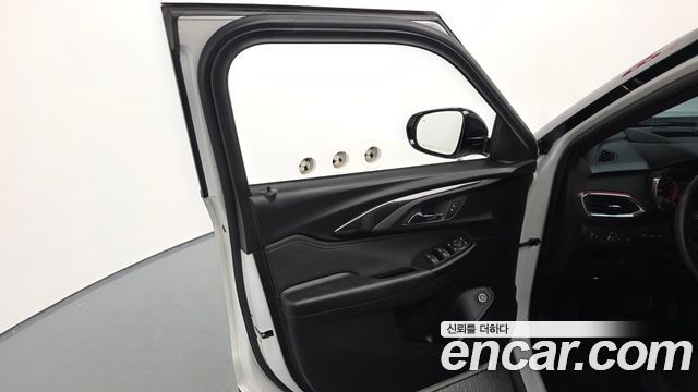 Chevrolet Korea Trailblazer 2021 — photo 14