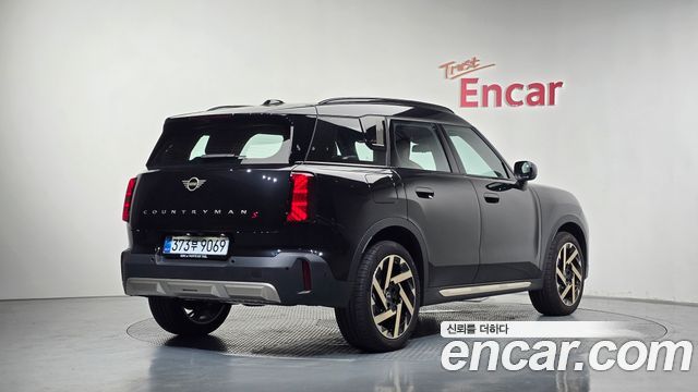 Mini Countryman 2026 — photo 2