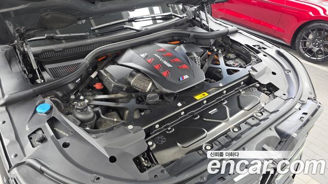 BMW XM 2025 — photo 6