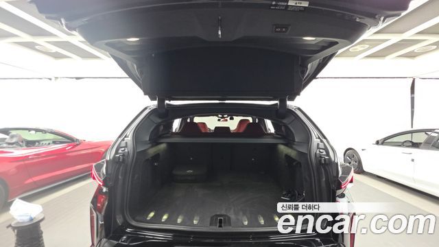BMW XM 2025 — photo 26