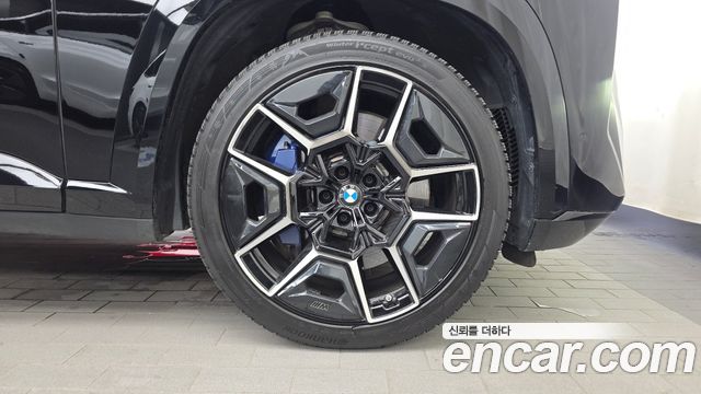 BMW XM 2025 — photo 7