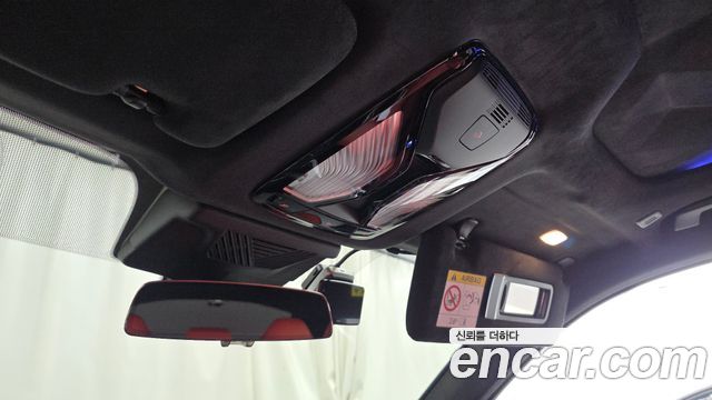 BMW XM 2025 — photo 16