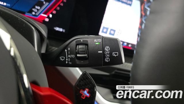 BMW XM 2025 — photo 27