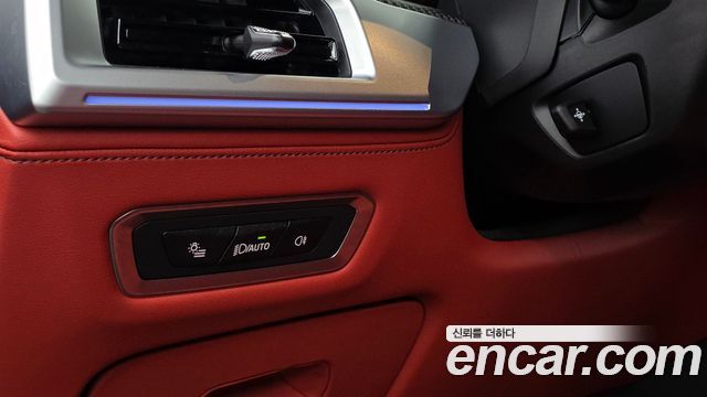 BMW XM 2025 — photo 33