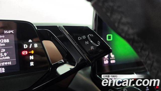 Volkswagen ID.4 2022 — photo 12