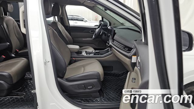 Kia Canival 2024 — photo 17