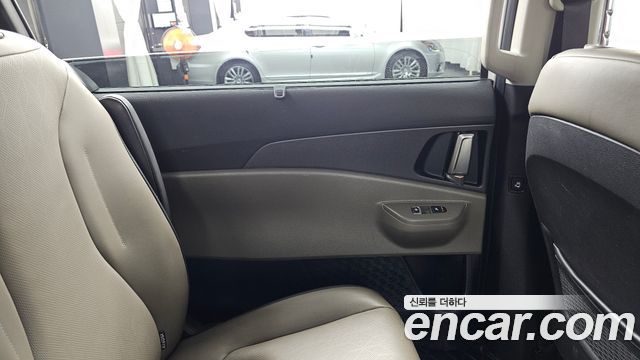 Kia Canival 2024 — photo 15