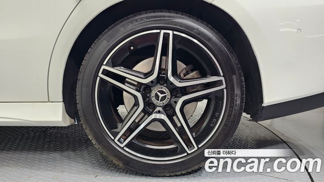 Mercedes-Benz CLA-Class 2021 — photo 7
