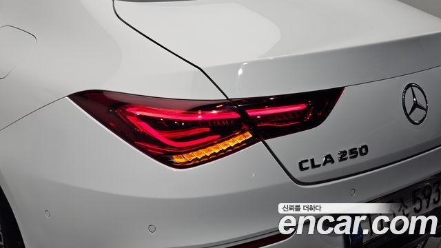 Mercedes-Benz CLA-Class 2021 — photo 9
