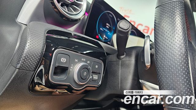 Mercedes-Benz CLA-Class 2021 — photo 27