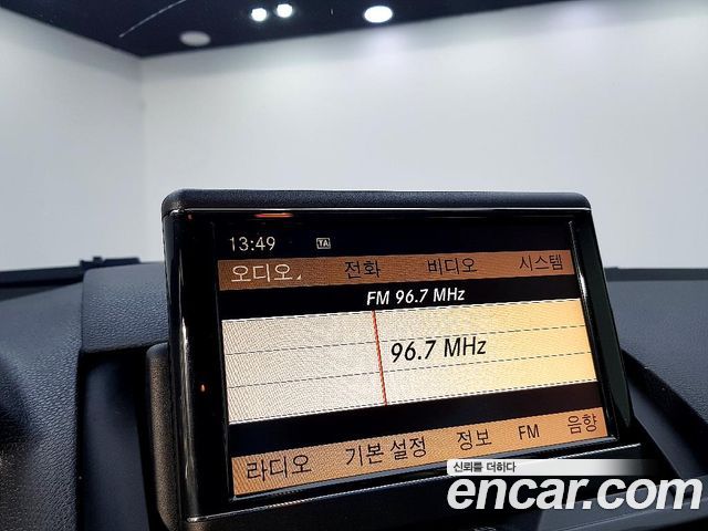 Mercedes-Benz C-Class 2010 — photo 12