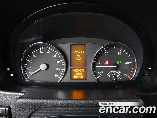 Mercedes-Benz Sprinter 2017 — photo 8