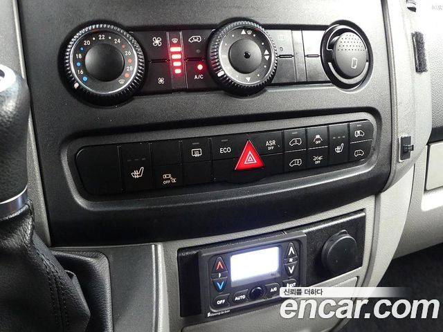 Mercedes-Benz Sprinter 2017 — photo 16