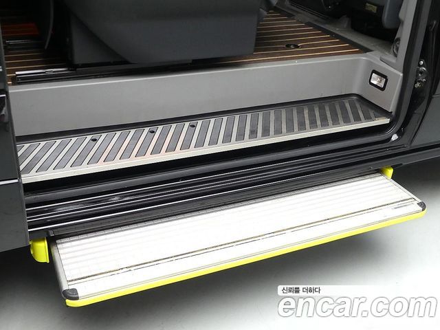 Mercedes-Benz Sprinter 2017 — photo 17