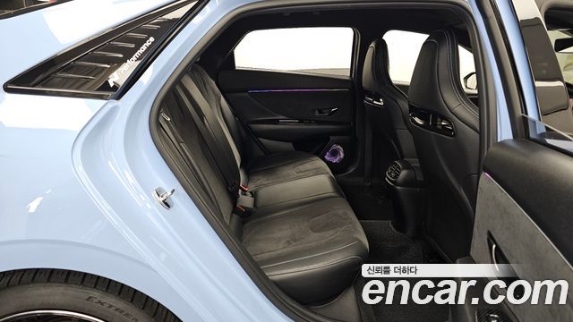 Hyundai AVANTE 2022 — photo 18
