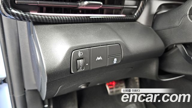 Hyundai AVANTE 2022 — photo 30