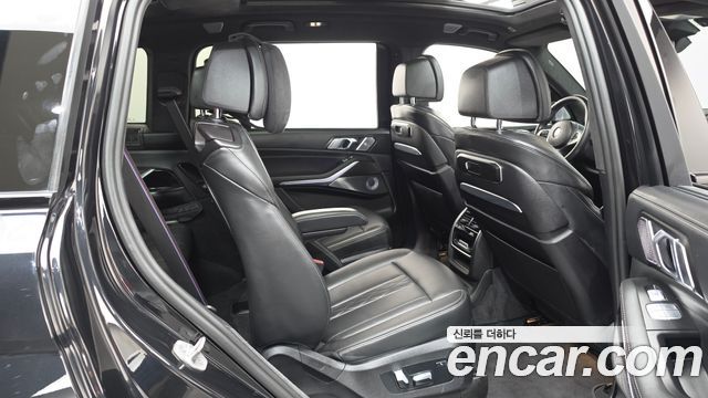 BMW X7 2024 — photo 17