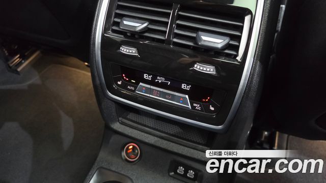 BMW X7 2024 — photo 37