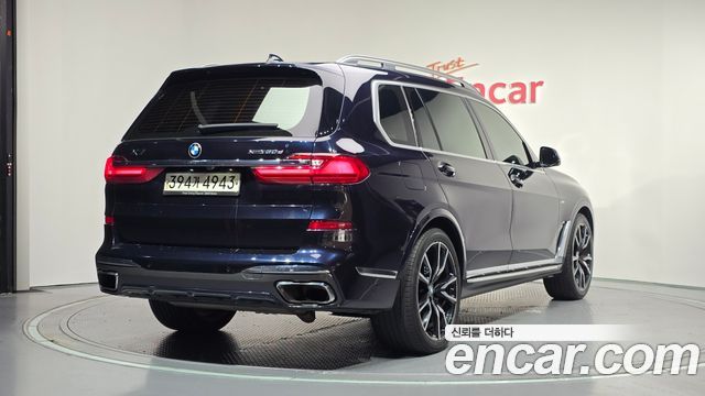 BMW X7 2020 — photo 2
