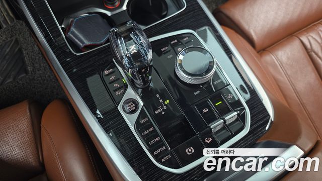 BMW X7 2020 — photo 9