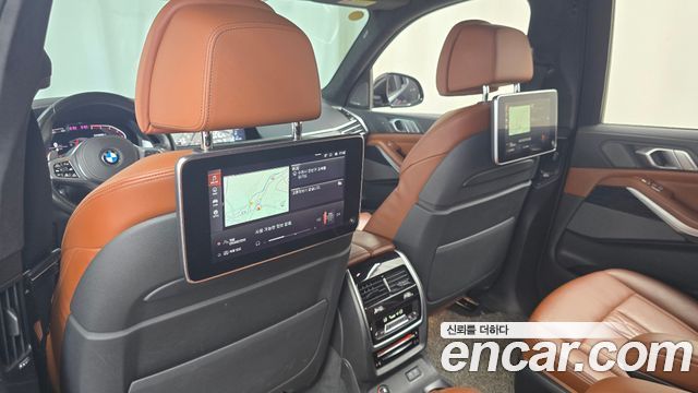 BMW X7 2020 — photo 11