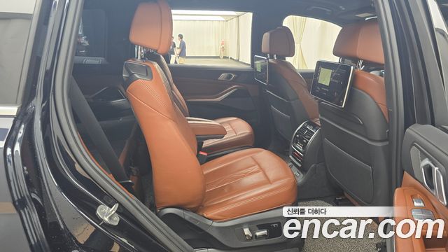 BMW X7 2020 — photo 12