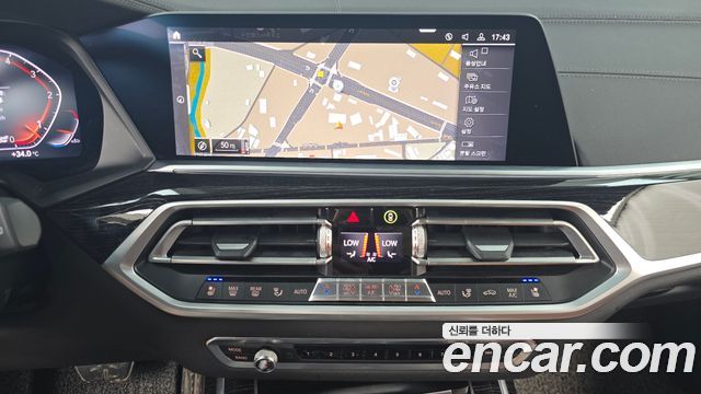 BMW X7 2020 — photo 14